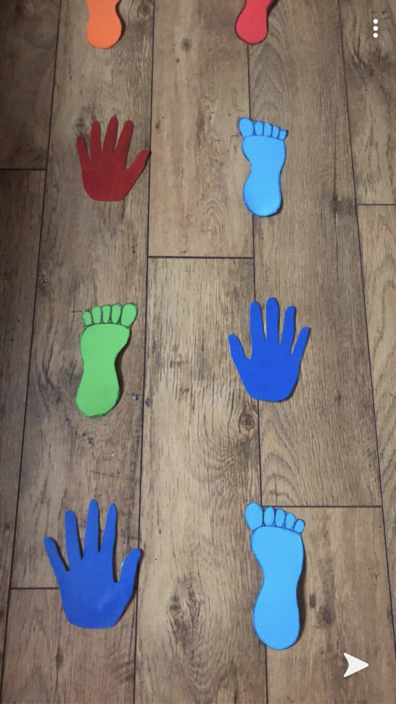 Matching Hands and Feet - Housebound with Kids