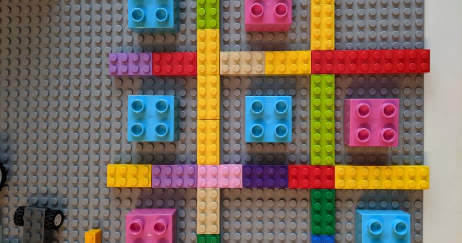 Lego Noughts and Crosses - Housebound with Kids