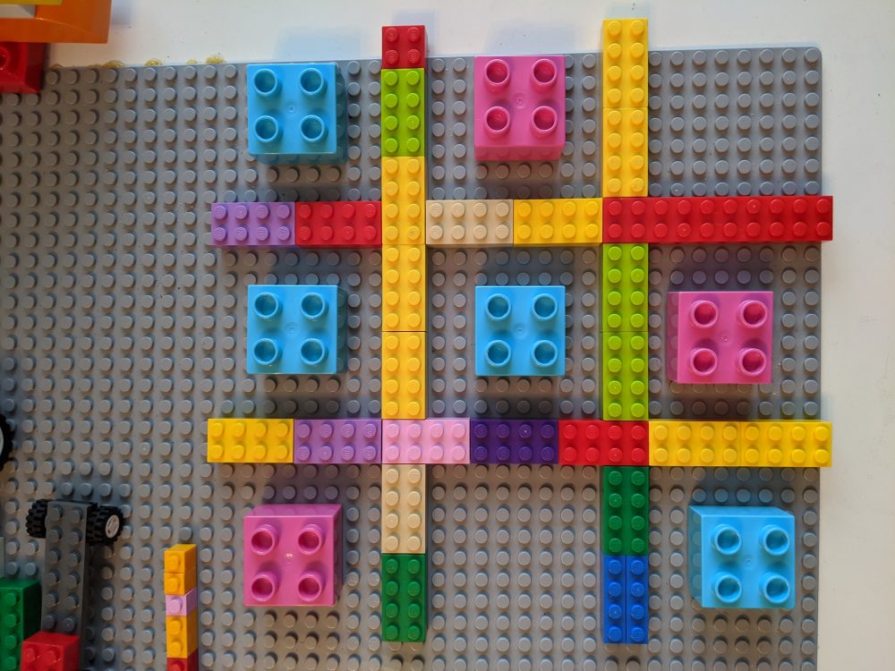 Lego Noughts and Crosses - Housebound with Kids