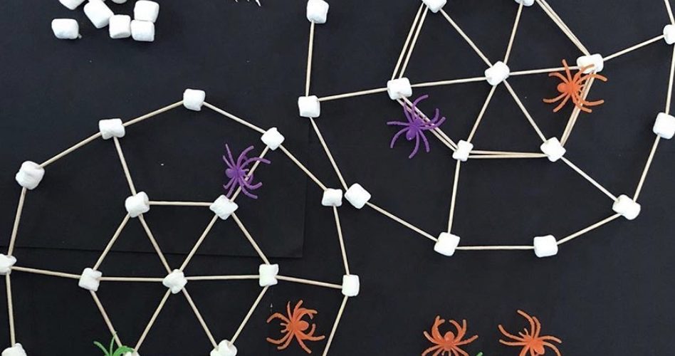 How to make Marshmallow Spiderwebs - Housebound with Kids